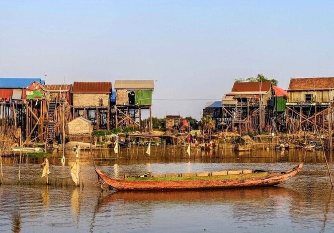 Cambodge Kampong Phluk village flottant Tonle Sap