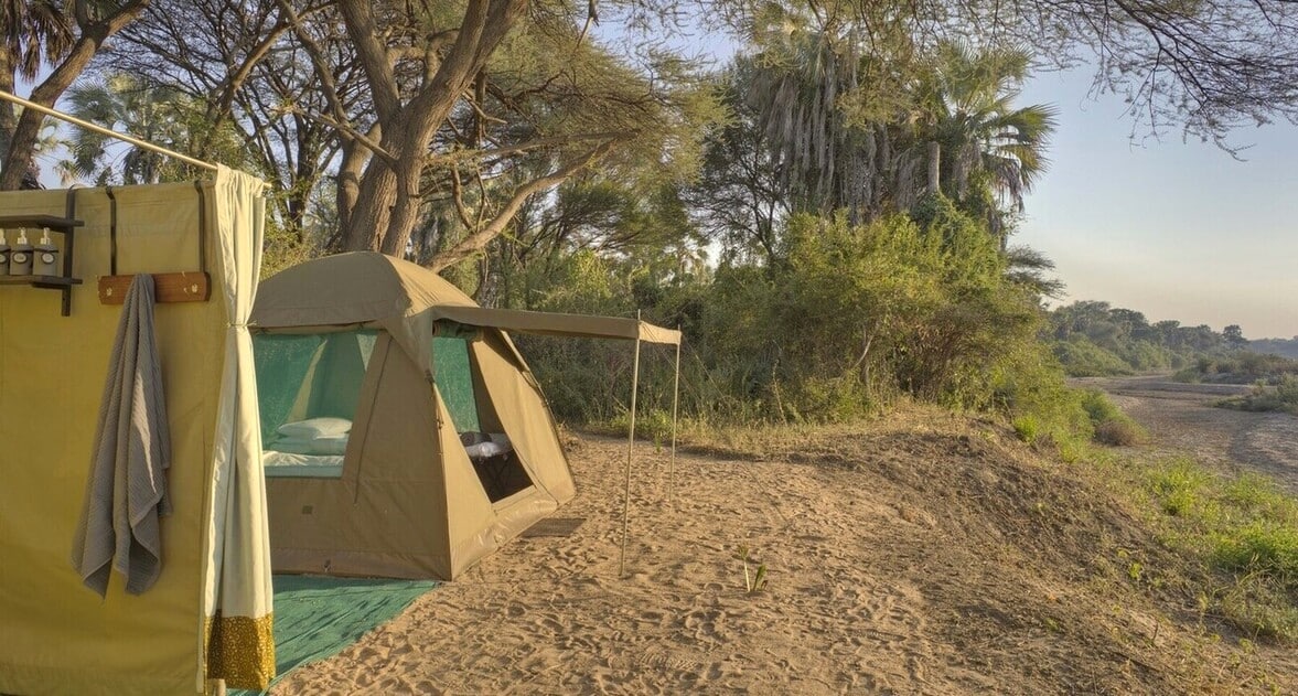 Tentes dome pour un flying safari à Ruaha