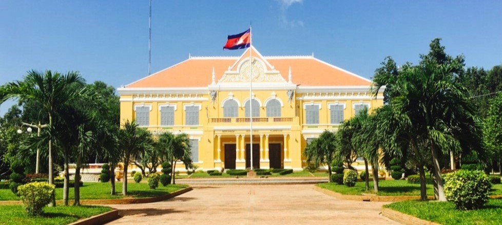 Le palais du gouverneur de la province de Battambang herité de la période coloniale française