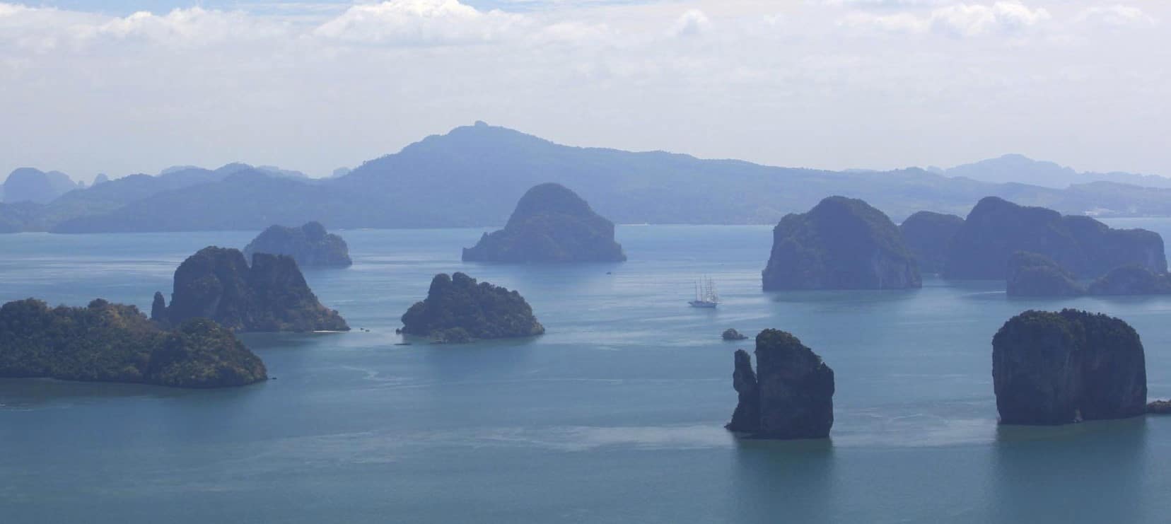 Iles de l'archipel de Koh Hong au large de Krabi