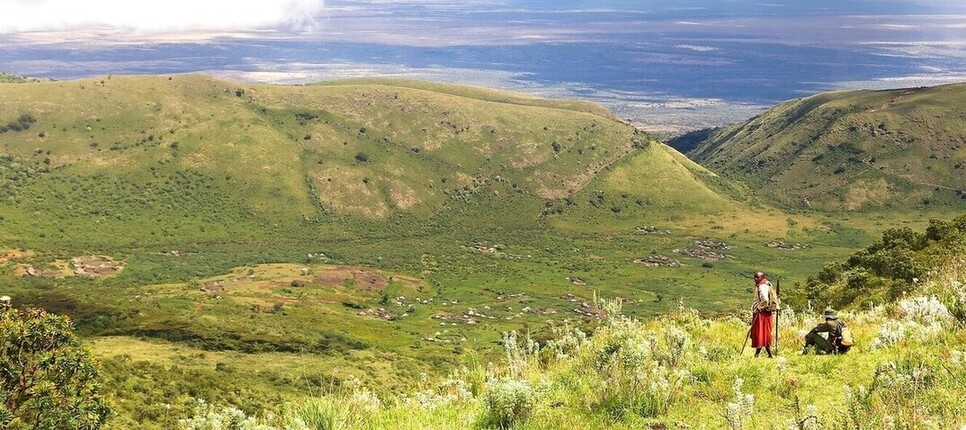 Panorama depuis le mont Lemakarot lors d'une randonnée dans le Ngorongoro