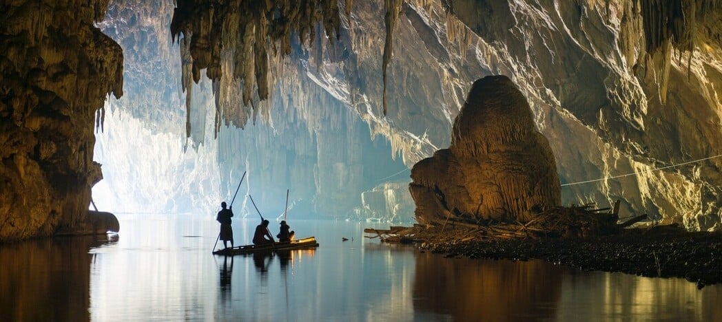 Parfum d'aventure dans les grottes de la provnice de Mae Hong son